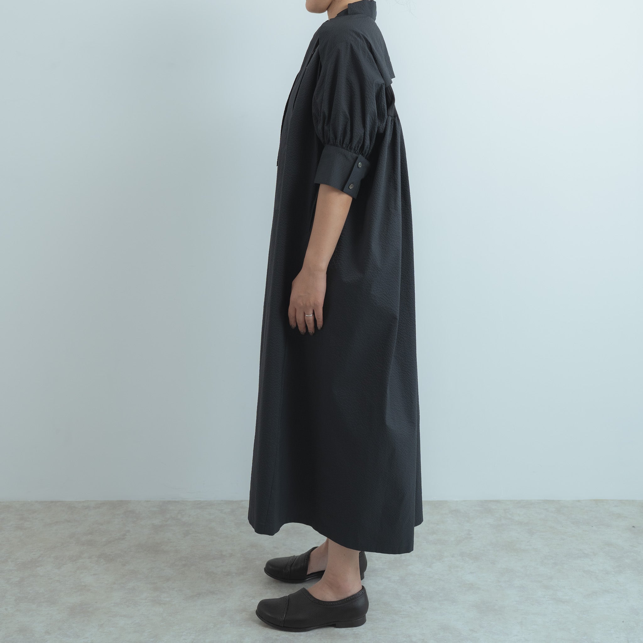 RibハーフスリーブOP Half sleeve rib gathers OP– NaNo Art official shop